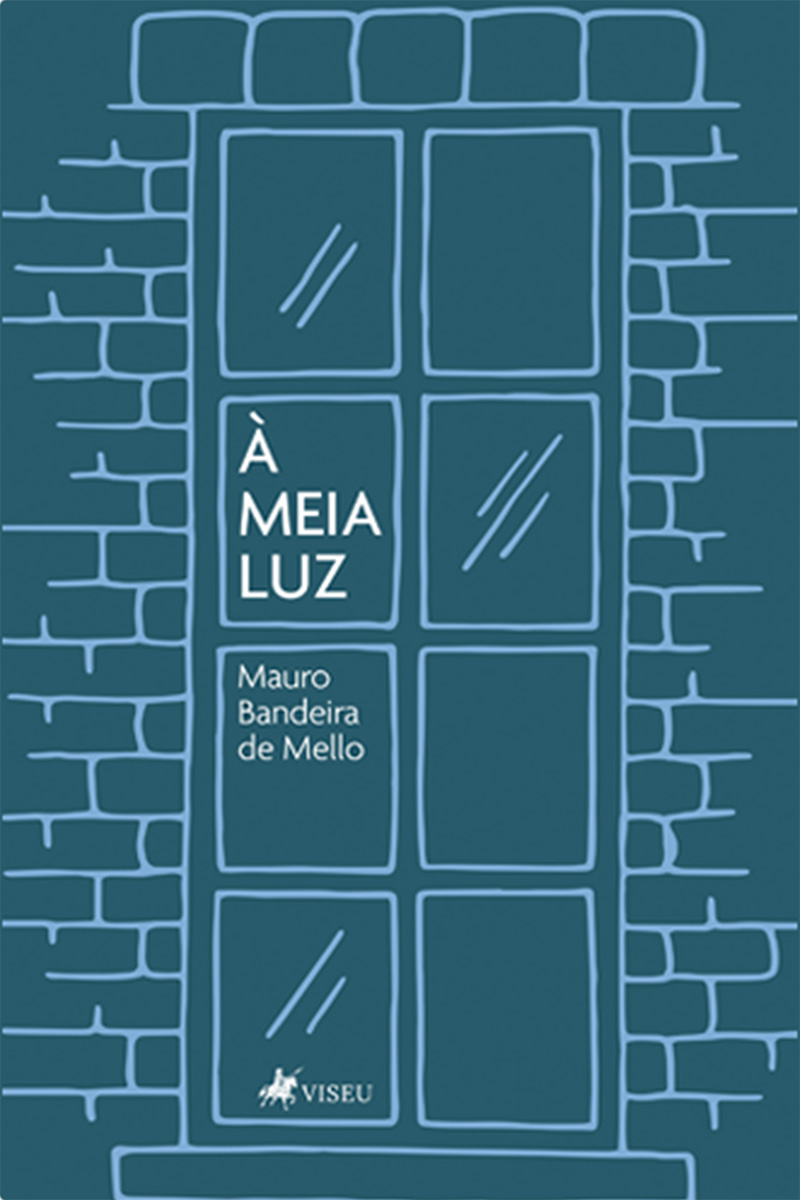 À Meia Luz