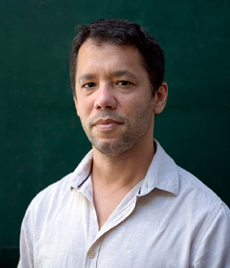 Itamar Vieira Junior, escritor de literatura contemporânea brasileira