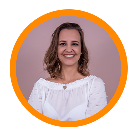 Camila Petry (autora do livro Ressignificar)