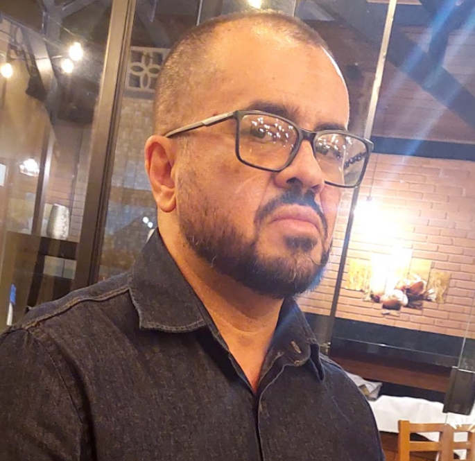 Pr. Alexandre Santana